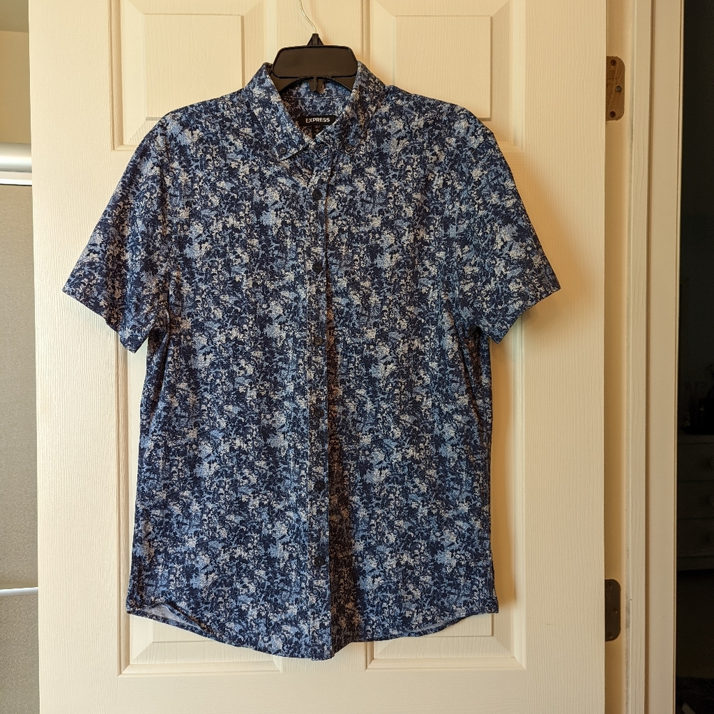Express blue patterned short sleeve button up